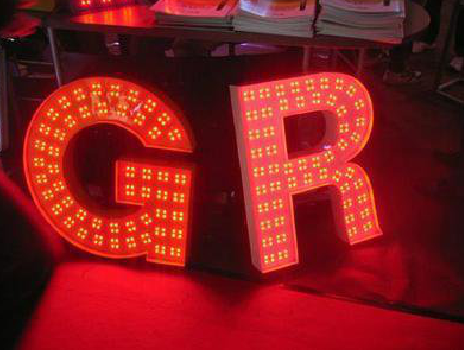  临海LED发光字常见的安装误区。